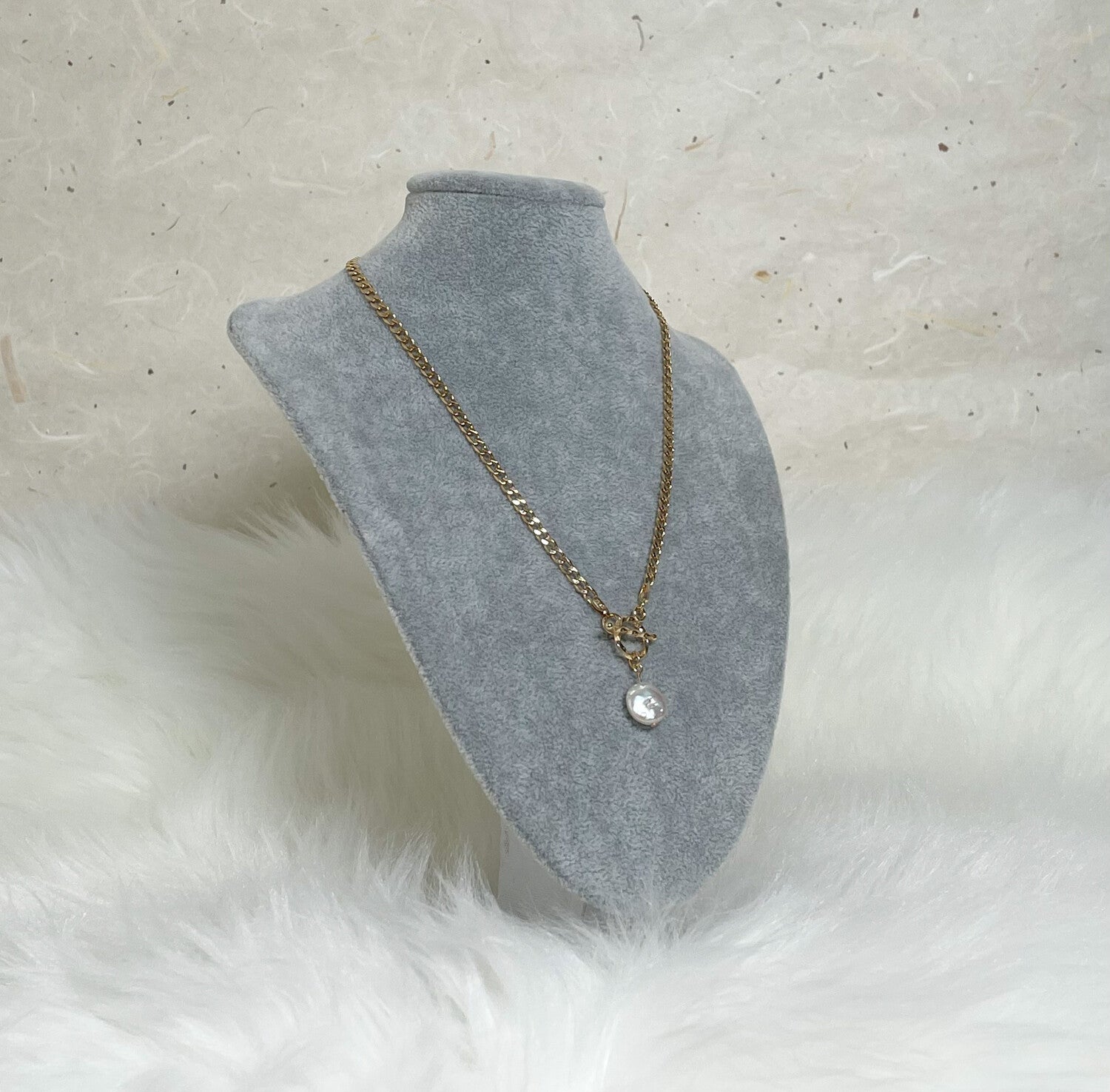 Nicole Pearl Gold Necklace