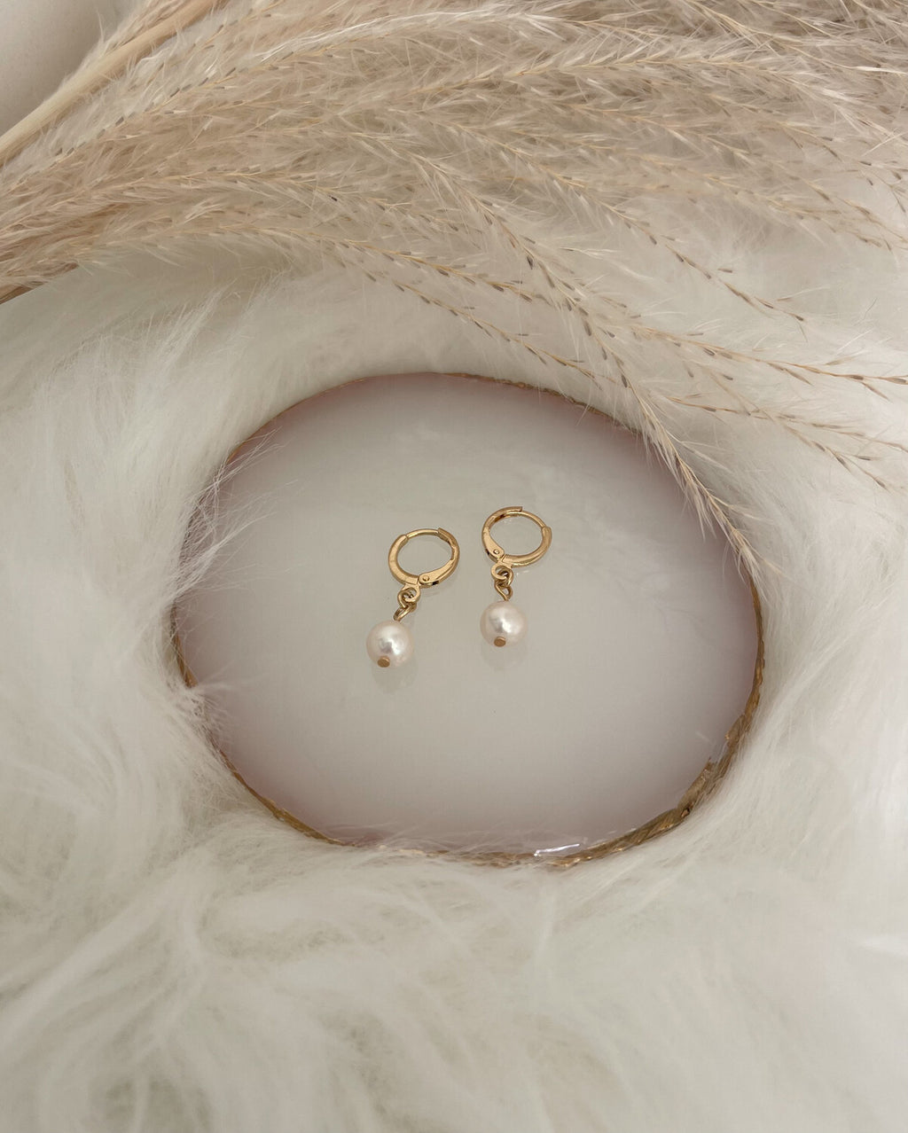 Pearls Gold Earrings