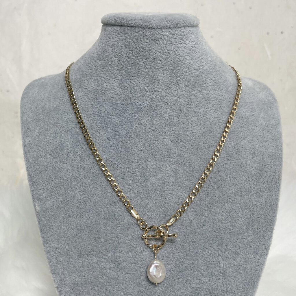 Nicole Pearl Gold Necklace