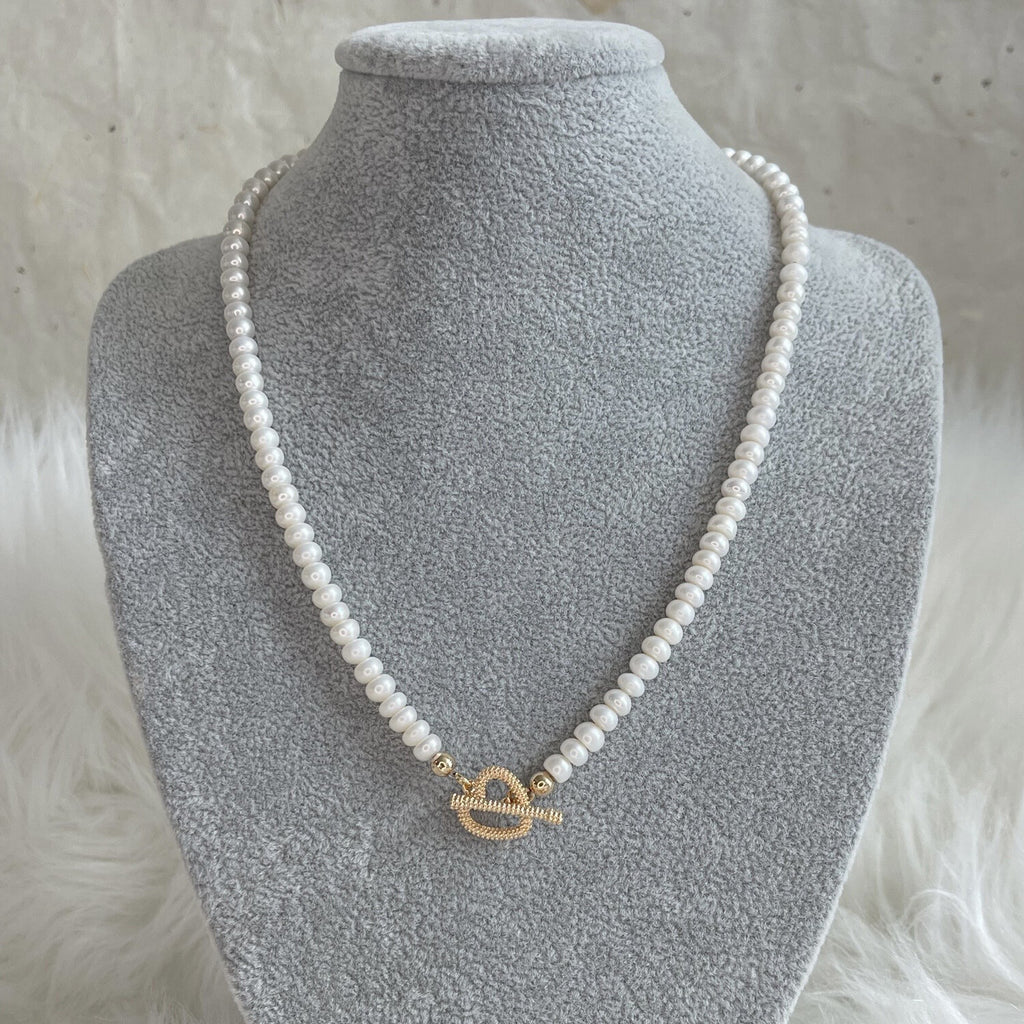 Silvi Necklace