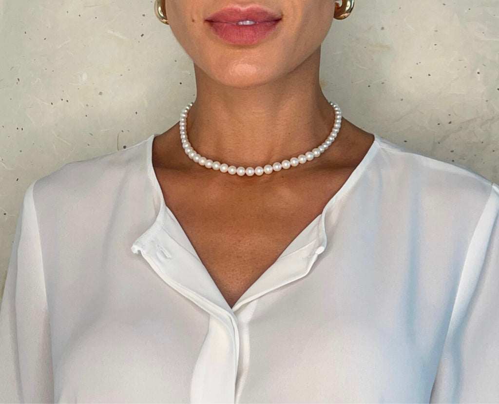 Stacey Pearls Necklace
