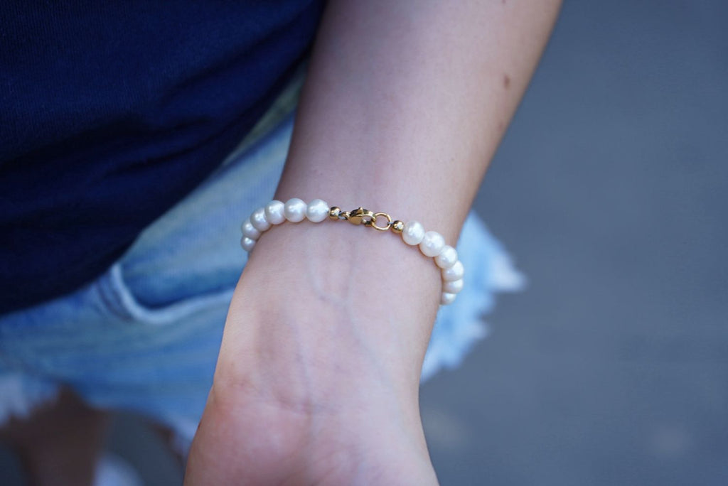 Hailey Pearl Bracelet