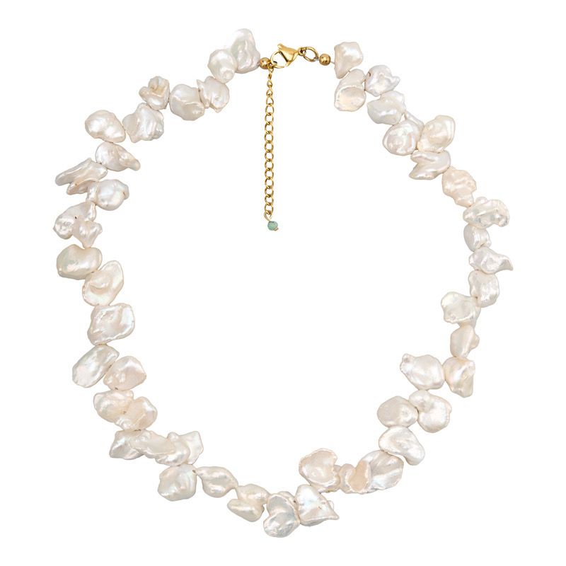 Martina pearls necklace